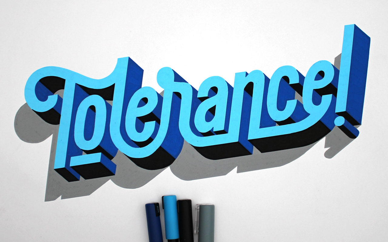 <span>TOLERANCE</span><i>→</i>